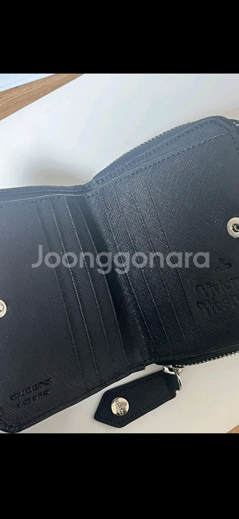 비비안웨스트우드 반지갑 매장정품--1