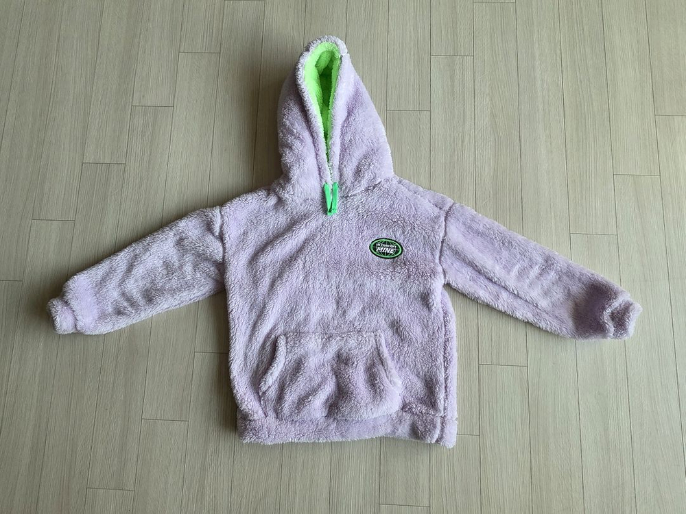 멋쟁이 여자 여아 크롭후드맨투맨티겨울가을용150사이즈 초4,5 총9벌--1