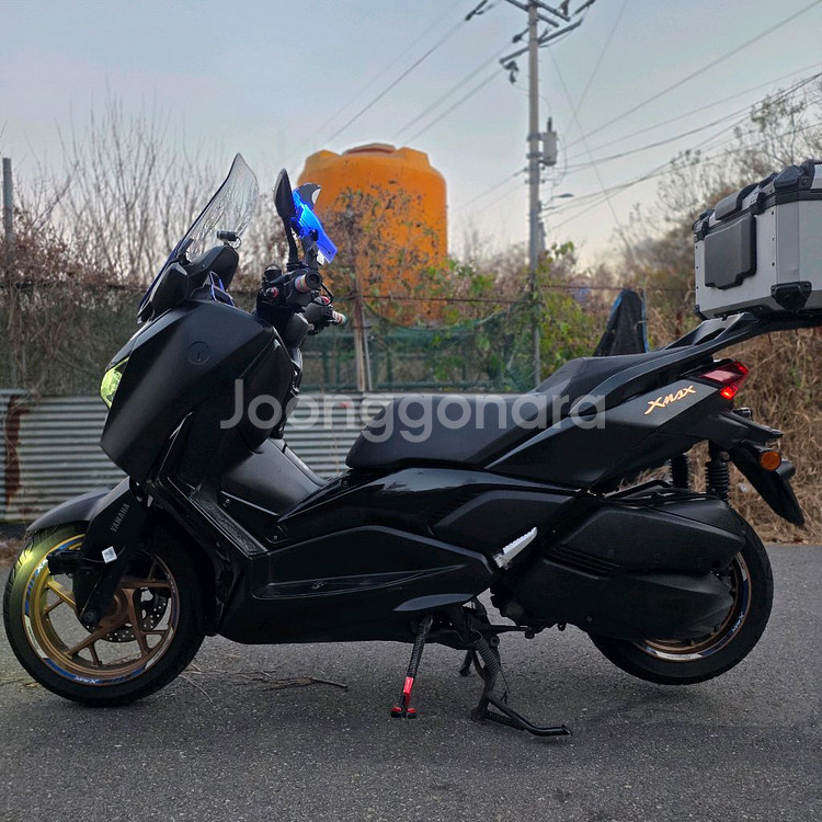 특가)야마하xmax300 24년식 탈레스만,지넷블랙박스 장착 판매합니다.--4