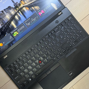 씽크패드 T16 Gen1(AMD, 16GB) 팝니다