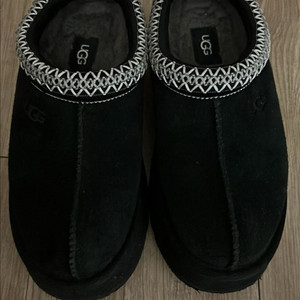 미국 어그 타즈 블랙 220