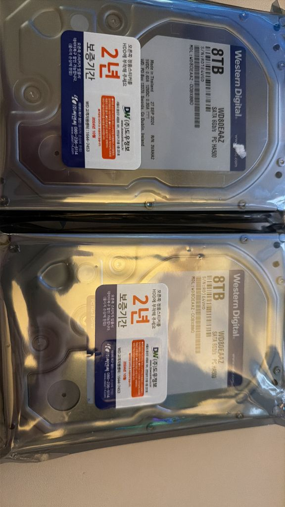 WD Blue 8TB하드디스크 WD80EAAZ--0