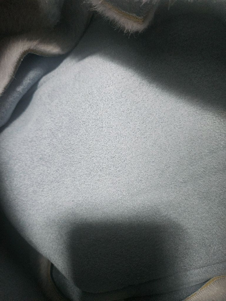 아이디어스 테디 코트 이미지