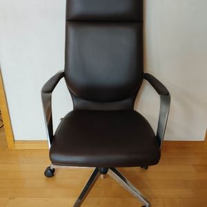 리바트 하움 오피스 중역 의자 한샘 도무스 IMG 시네마