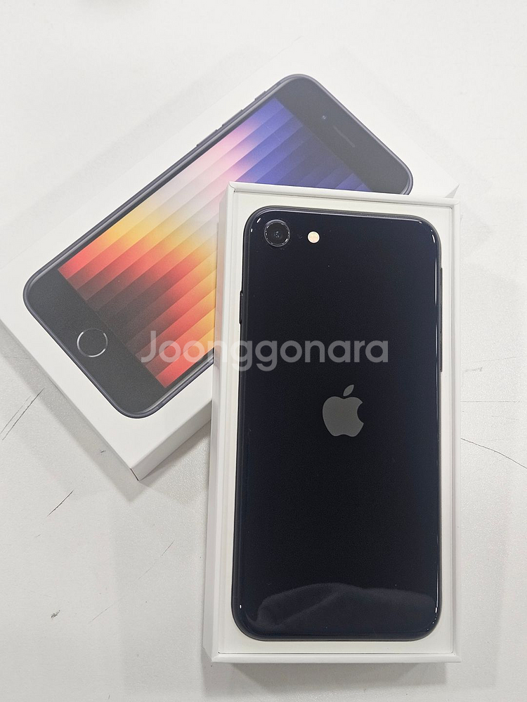아이폰SE3 128GB 미드나이트 판매합니다!--0
