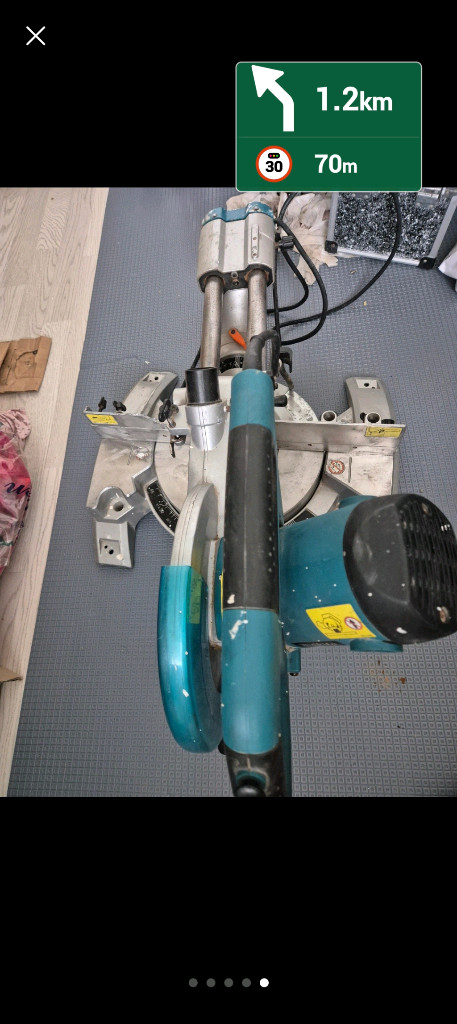 마끼다 10인치 슬라이딩 각도절단기 이미지