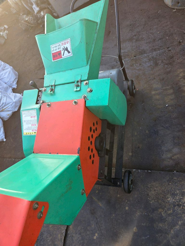 잔가지. 파쇄기 이미지