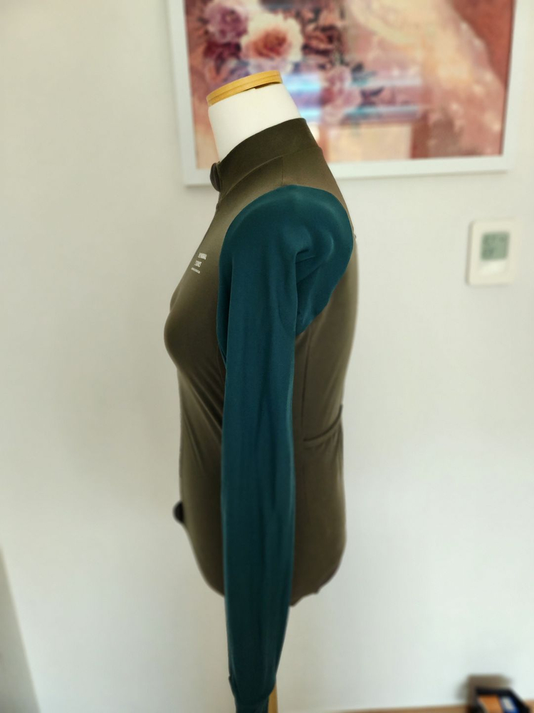 파스노멀 스튜디오 기모 자켓(여성스몰)--1