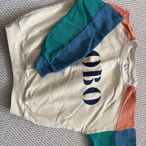 보보쇼즈 타오 맨투맨 8Y