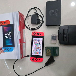 닌텐도 스위치 1세대 풀박스 풀악세사리 커피태워져있습니다