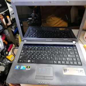 삼성 노트북 부속용및수리용 SENS R430 판매합니다