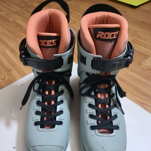 로체스 인라인스케이트 어그레시브 팝니다.