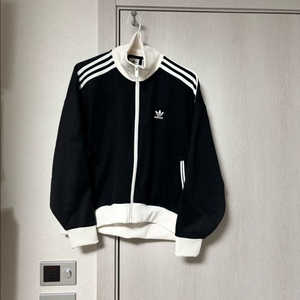 아디다스 클래식 트랙탑 M사이즈