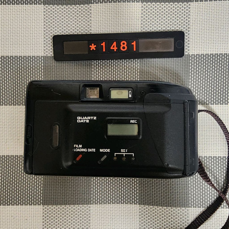 캐논 오토보이 3 데이터백 필름카메라 이미지