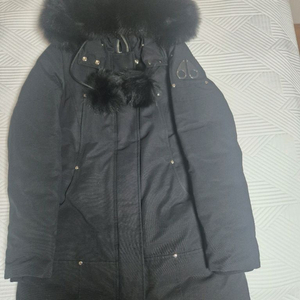 (정품)무스너클 스틸링 여성패딩 블랙 M사이즈