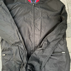 구찌 스네이크 패턴 자켓