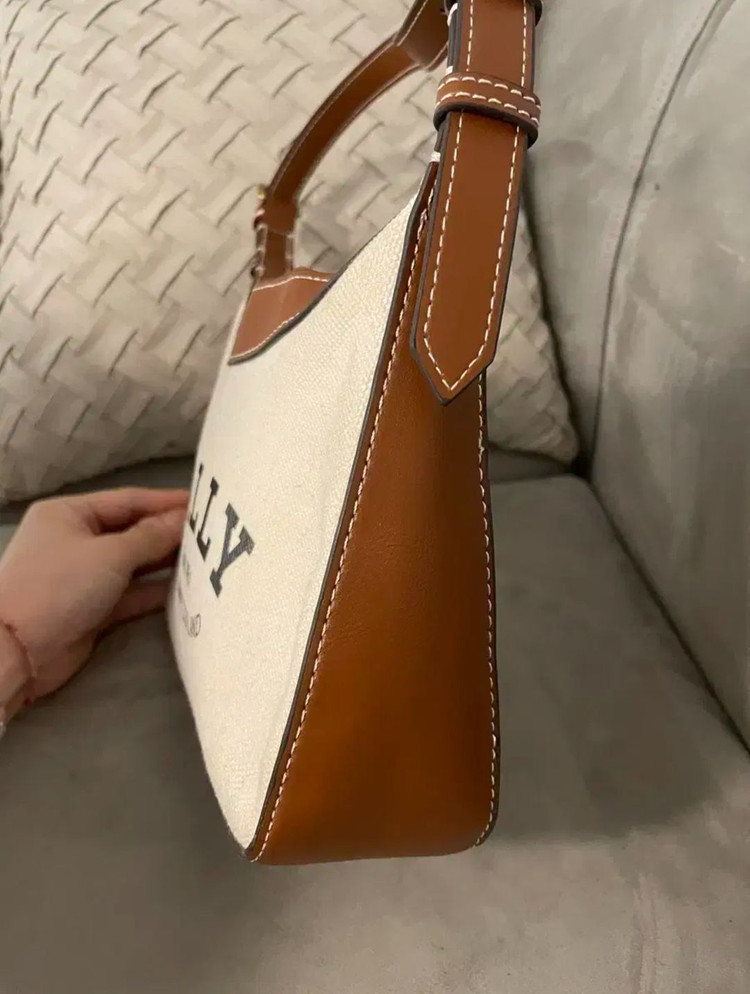 발리 Bally 코랄리에 숄더백 및 크로스백 이미지