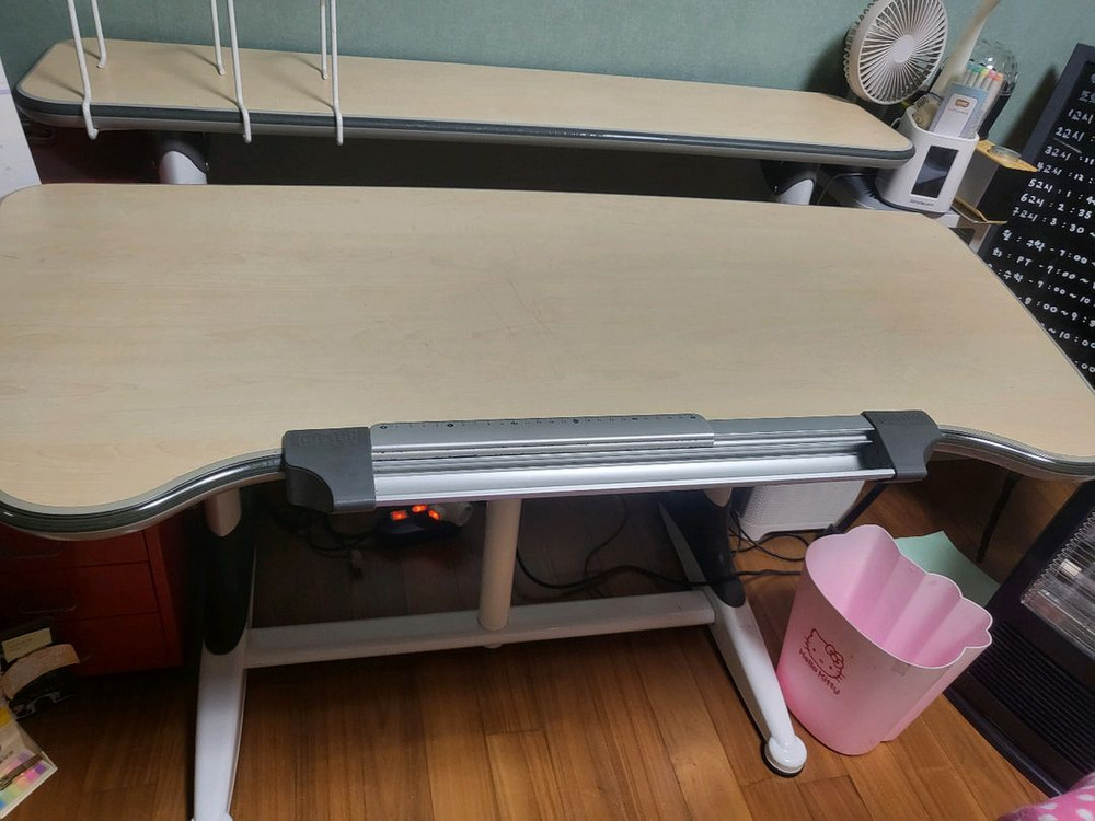 니스톨그로우 책상의자세트 이미지