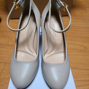 펌프스 힐 베이지 스트랩 슈즈 230mm