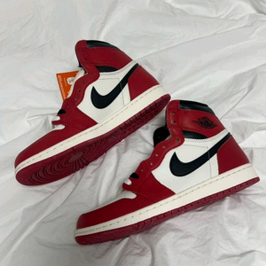 조던1 레트로 하이 OG 시카고 2022 290 노크랙 나코탭 새제품 삽니다.(구매글)