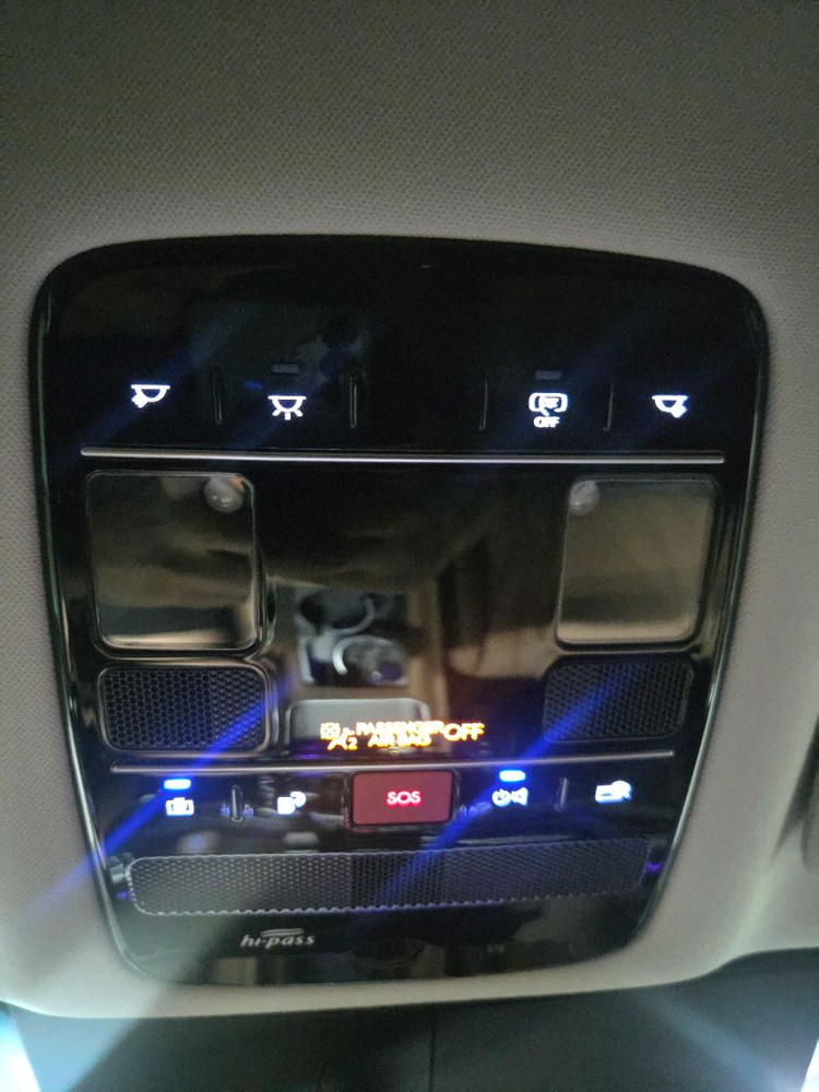 잔여 48개월 GRANDEUR GN7 (H)1.6T 익스클루시브 2WD AT--7