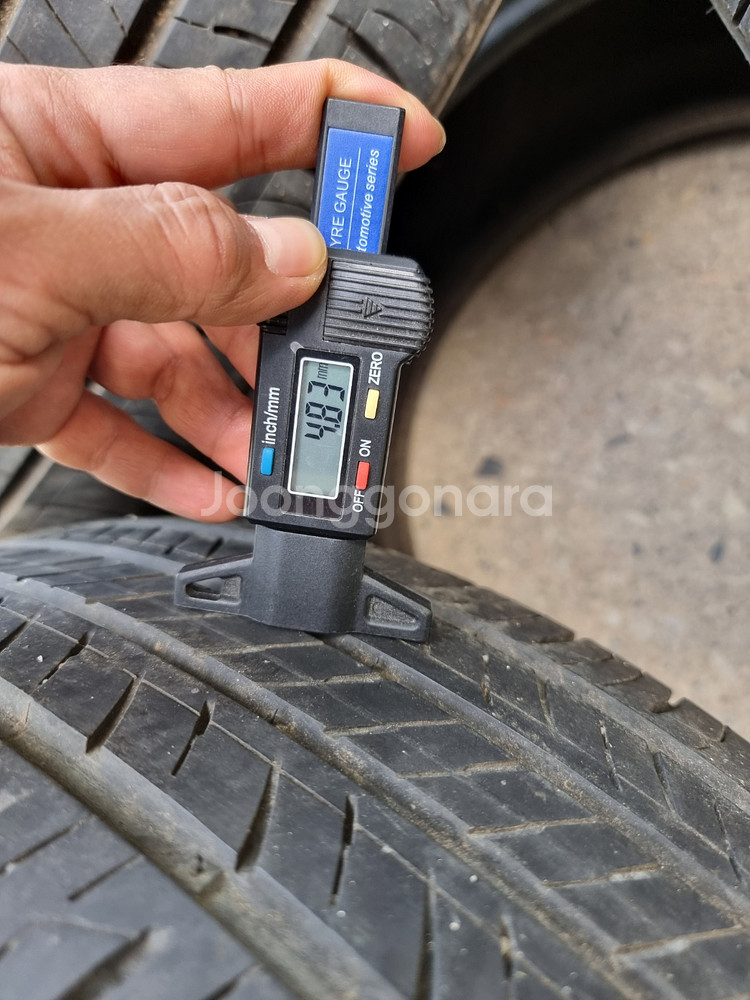 225-55-17 215-55-17 245-45-19--4