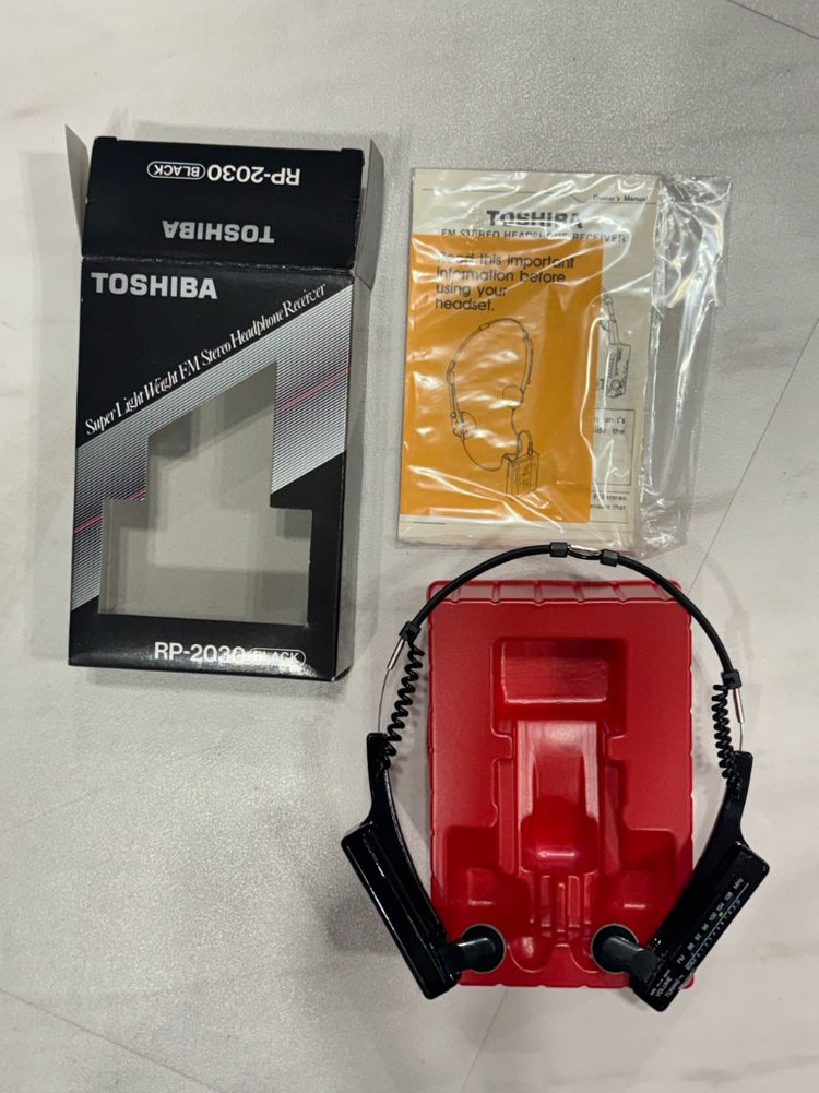 80년대 도시바 RP-2030 헤드폰 미니라디오 A급 박스셋--2