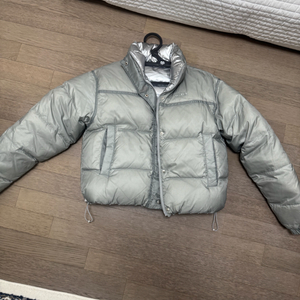 FAD 글로시 리버시블 숏패딩 그린/실버