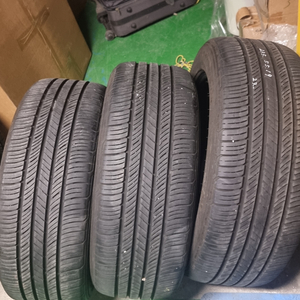 235-55-19 255-50-19 중고타이어