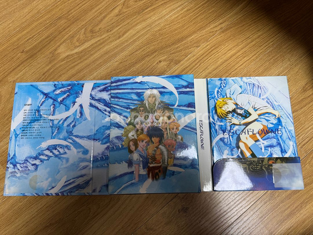 에스카플로네 극장판 DVD 한정판--1