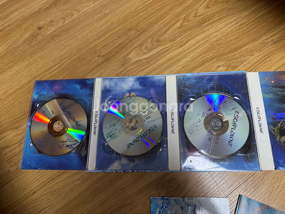 에스카플로네 극장판 DVD 한정판--2