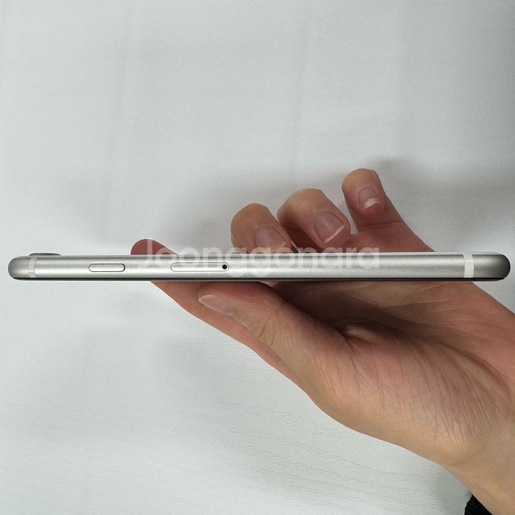 상태SS급 아이폰SE2 128기가 화이트 공기계 중고폰 학생폰 키즈폰 저가폰 게임폰--3