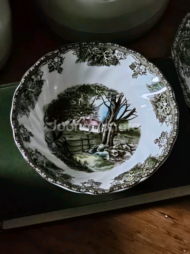 영국 빈티지 존슨브로스 빌리지 베리볼--2