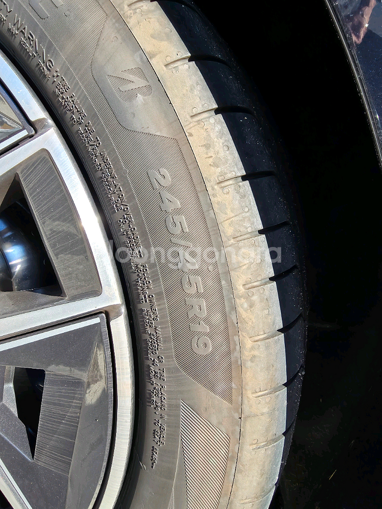 브릿지스톤 투란자 245/45R19 하계 타이어 팝니다.--5