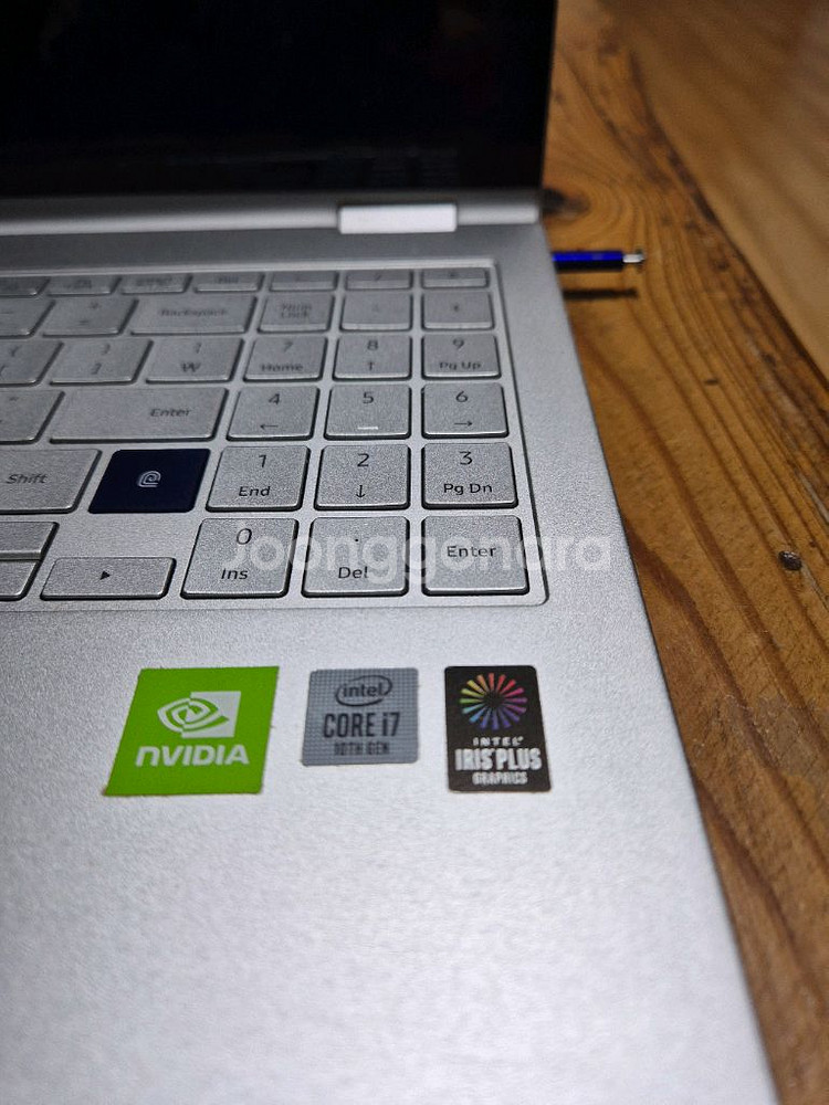 부품용 삼성 노트북 i7 10세대 터치형--2