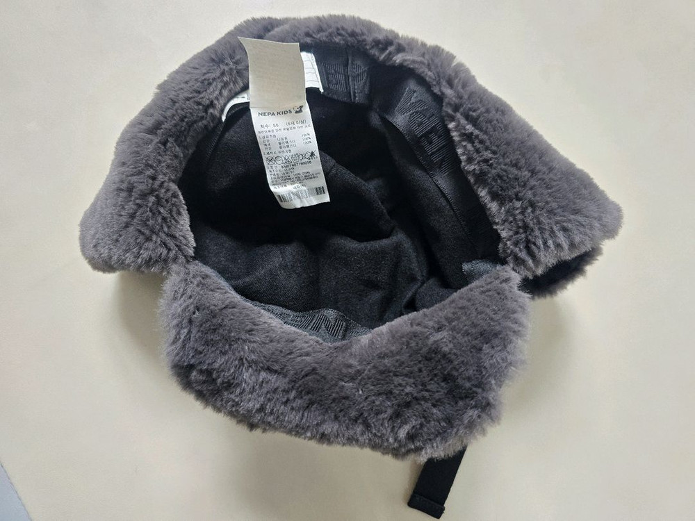 네파키즈 방한 털모자 56사이즈 블랙--6