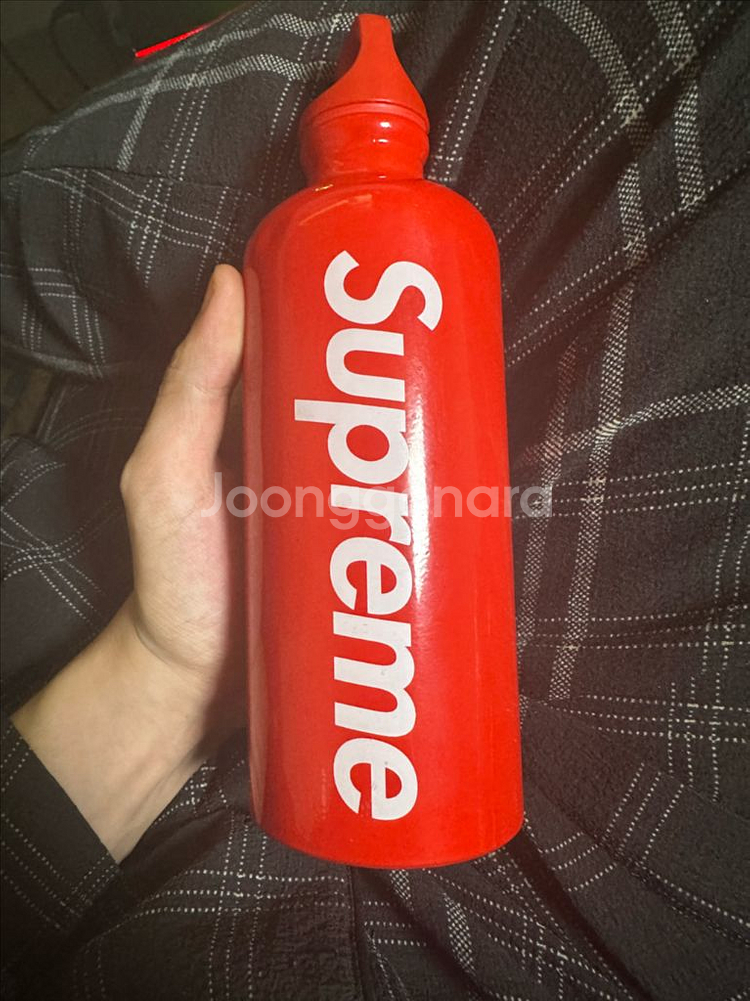 슈프림 / Sigg 물통 600ml 레드 새상품--1