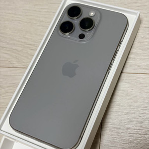 아이폰 15 프로 128GB 내추럴 티타늄 미국판(카메라무음)