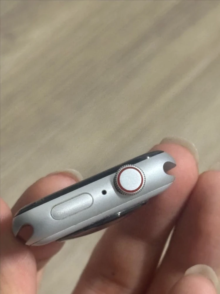 애플워치 SE 2세대 44mm 실버 셀룰러 팝니당 지금 오시면 애눌 가능 이미지
