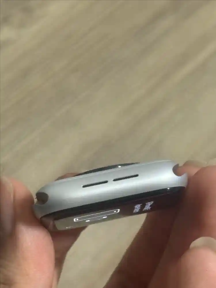 애플워치 SE 2세대 44mm 실버 셀룰러 팝니당 지금 오시면 애눌 가능 이미지
