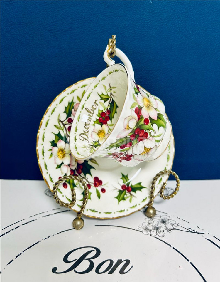 빈티지 로얄 알버트 이달의 꽃 시리즈 중 12월 크리스마스 로즈 찻잔--0