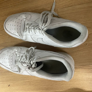 나이키 에어포스 화이트 285