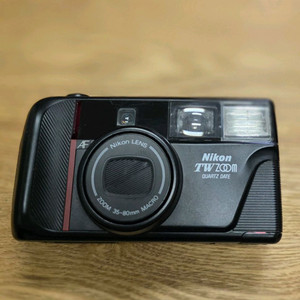 니콘 TW ZOOM MACRO 자동필름카메라