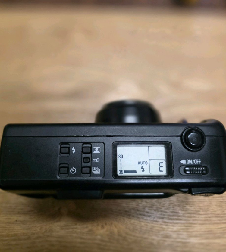 니콘 TW ZOOM MACRO 자동필름카메라--2