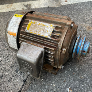 3상 0.75kW 전동모터 삼상 유도전동기 모터 1마력모터 삼상모터 이미지