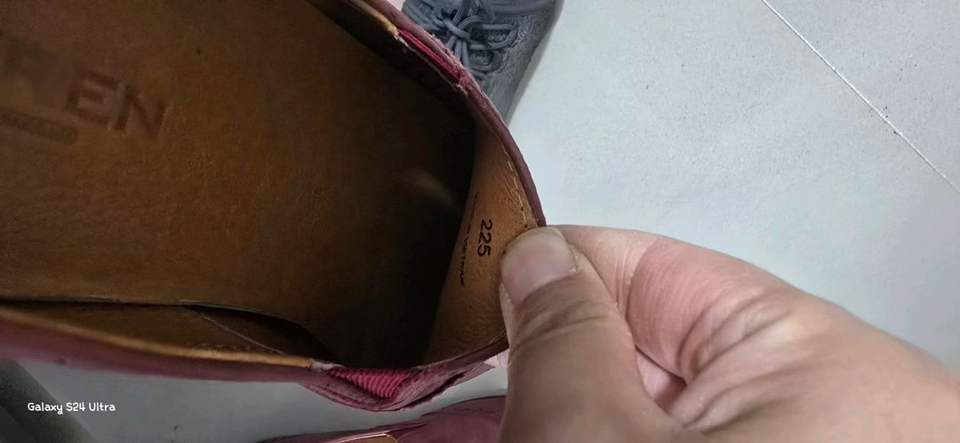 쿠에른 단화 225 이미지