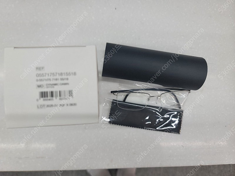 실루엣 5571 서초동 이종석착용 안경 이미지