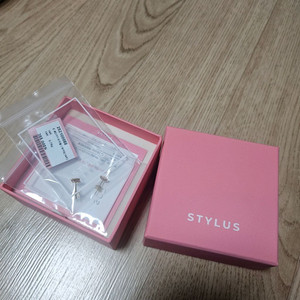 스타일러스 귀고리