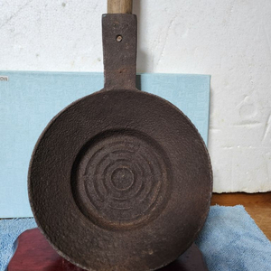 무쇠 숫다리미 ( 골동품 ) 이미지