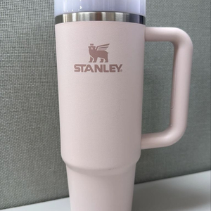 스탠리 퀜처 H2.0 텀블러 핑크 887ml